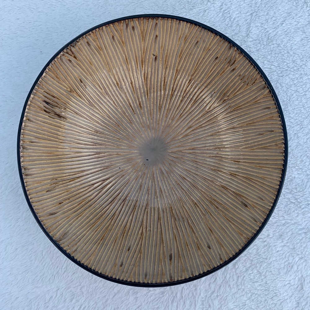 Joseph Abboud Environments Ventana bowl light brown excellent condition